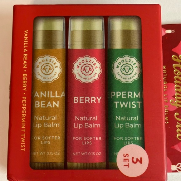 Woolzies Natural Lip Balms Pack of 3. New in Box - Picture 2 of 3